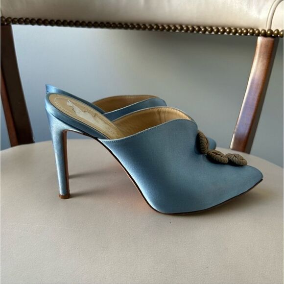 Chloe Gosselin - Picture 4 of 7